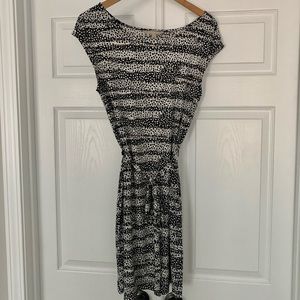 Banana Republic Casual Sheath Dress Dots